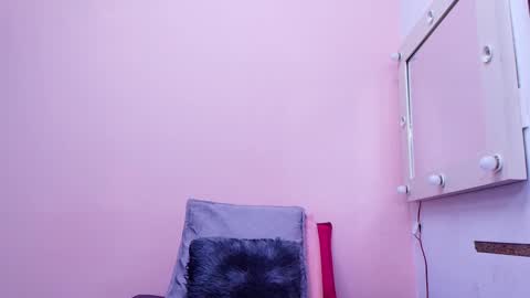 Kendall online show from 3, 10, 2025