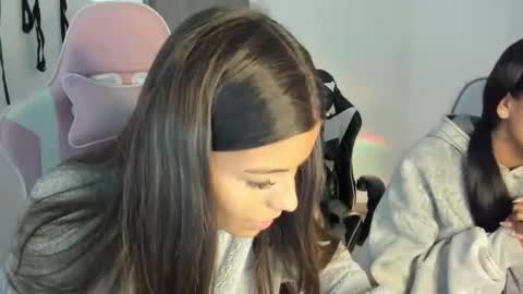 khloe sweet online show from 16, 2, 2026