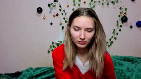 _kikiclark_ online show from 10, 1, 2026