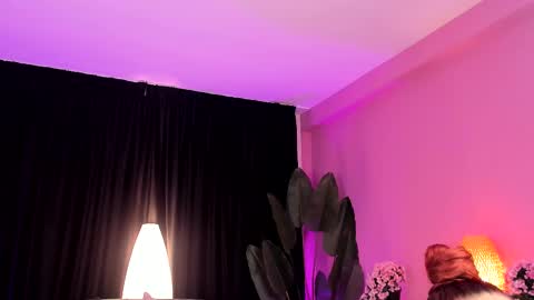 Snapshot of _kim_possible_ chatting on 24, 11, 2025 Kim online show from 24, 11, 2025