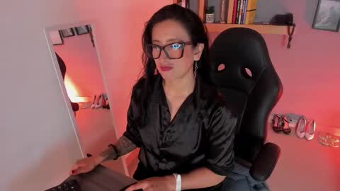 Kiraaaa 0 online show from 19, 2, 2026