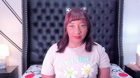 Snapshot of _krystal_cambell chatting on 21, 11, 2025 _krystal_cambell online show from 21, 11, 2025