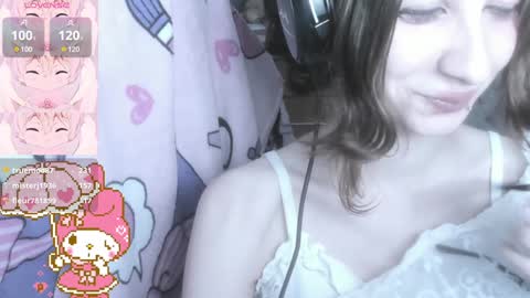 Snapshot of _kuroneeko_ chatting on 8, 12, 2024 kuro online show from 8, 12, 2024