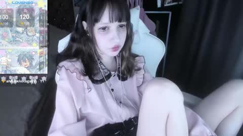 Snapshot of _kuroneeko_ chatting on 13, 10, 2025 kuro online show from 13, 10, 2025