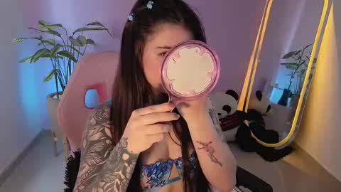 Snapshot of _kylie_miller1 chatting on 7, 10, 2025 Kylie online show from 7, 10, 2025