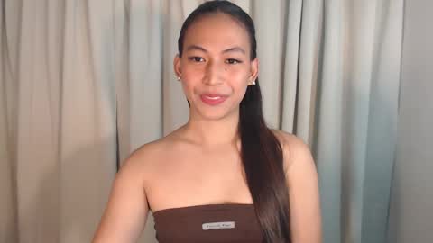 Snapshot of _kyliebrown_ chatting on 20, 9, 2025 Kylie online show from 20, 9, 2025