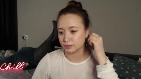 _lalune_ online show from 25, 11, 2025