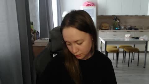 _lalune_ online show from 12, 3, 2026