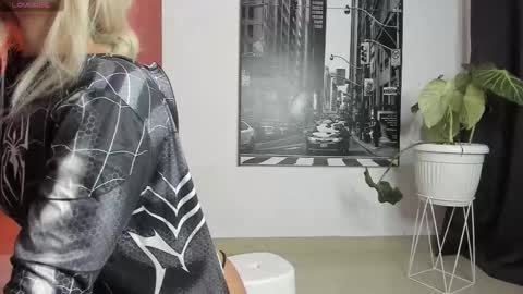 Agatha Arias IG  lapetitemort 1 online show from 10, 9, 2025