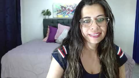 Snapshot of _lara1 chatting on 5, 1, 2025 paulina online show from 5, 1, 2025