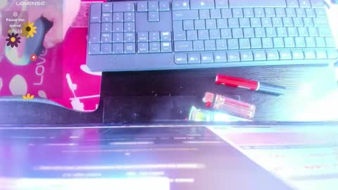 Snapshot of _lara1 chatting on 15, 11, 2025 paulina online show from 15, 11, 2025