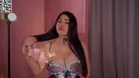 Alejandra suescun online show from 24, 7, 2026