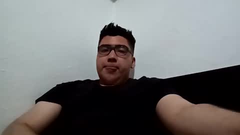 Snapshot of _leclerc_ chatting on 4, 2, 2025 _leclerc_ online show from 4, 2, 2025