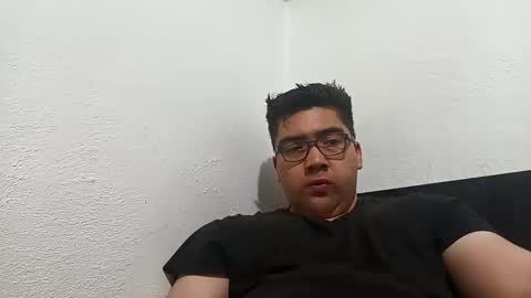 Snapshot of _leclerc_ chatting on 17, 2, 2025 _leclerc_ online show from 17, 2, 2025