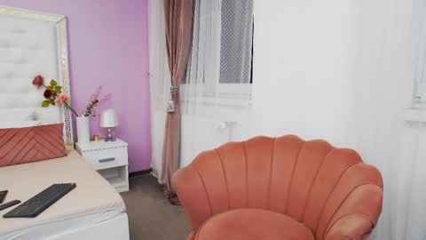 Snapshot of _lenapaul_ chatting on 28, 2, 2025 Lena Paul online show from 28, 2, 2025