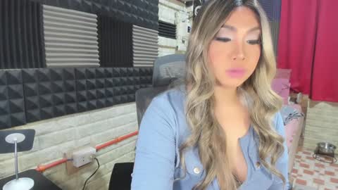 Snapshot of _lexie_hart chatting on 7, 1, 2025 lexie online show from 7, 1, 2025