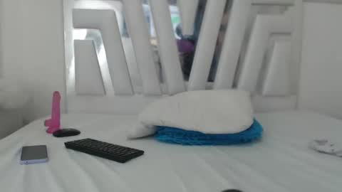 Snapshot of _lexx1e chatting on 5, 2, 2025 _lexx1e online show from 5, 2, 2025