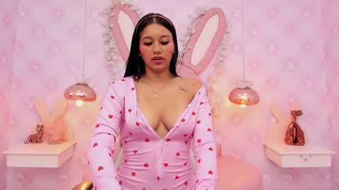 Snapshot of _lia_swan chatting on 21, 11, 2025 Lia Swan online show from 21, 11, 2025