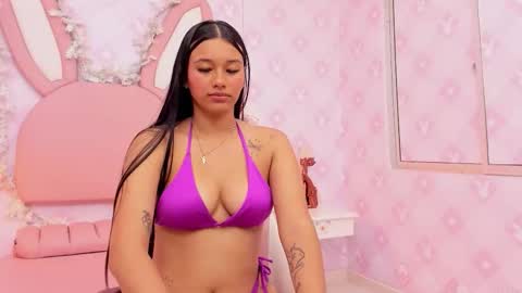 Snapshot of _lia_swan chatting on 23, 11, 2025 Lia Swan online show from 23, 11, 2025