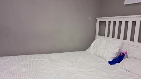 Emma online show from 27, 10, 2025