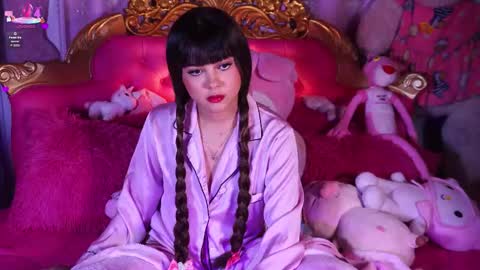 Snapshot of _little_glrl_ chatting on 19, 11, 2025 _little_glrl_ online show from 19, 11, 2025