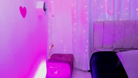 Ivy 3 online show from 17, 1, 2025