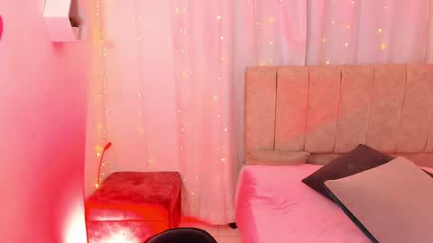 Ivy 3 online show from 17, 1, 2025