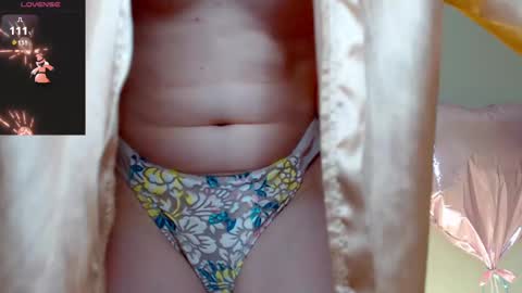 Snapshot of _little_misss chatting on 28, 1, 2025 Mila  online show from 28, 1, 2025