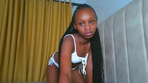 Snapshot of _littlevenus chatting on 14, 10, 2025 Littlevenus online show from 14, 10, 2025