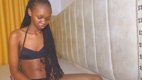 Snapshot of _littlevenus chatting on 3, 11, 2025 Littlevenus online show from 3, 11, 2025