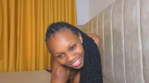 Snapshot of _littlevenus chatting on 7, 11, 2025 Littlevenus online show from 7, 11, 2025