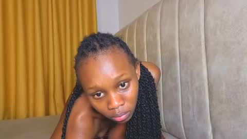 Snapshot of _littlevenus chatting on 14, 11, 2025 Littlevenus online show from 14, 11, 2025