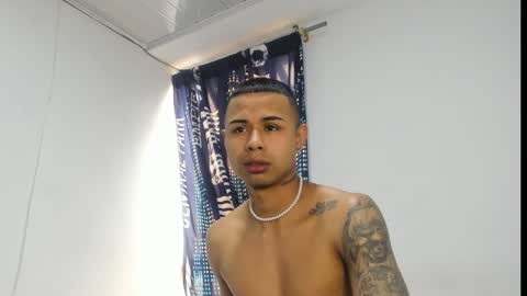 Snapshot of _logan_colton_ chatting on 27, 10, 2025 _logan_colton_ online show from 27, 10, 2025