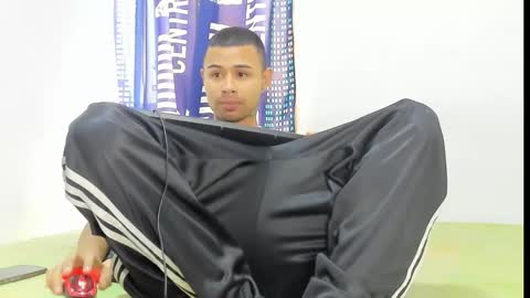 Snapshot of _logan_colton_ chatting on 20, 11, 2025 _logan_colton_ online show from 20, 11, 2025