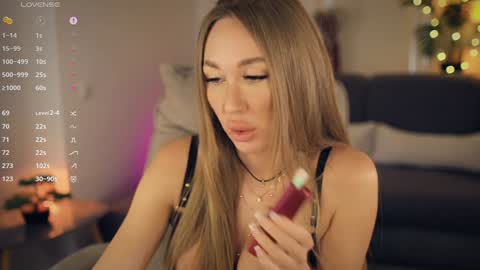 Melanie online show from 27, 10, 2025