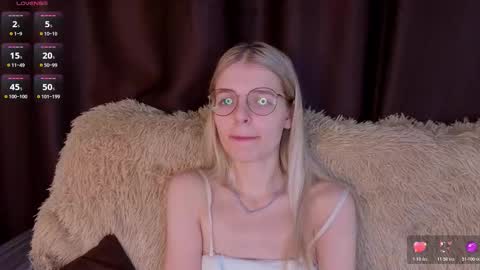 Snapshot of _luckybet_ chatting on 27, 10, 2025 Monica online show from 27, 10, 2025