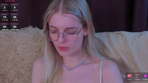 Snapshot of _luckybet_ chatting on 15, 11, 2025 Monica online show from 15, 11, 2025