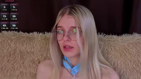 Snapshot of _luckybet_ chatting on 30, 11, 2025 Monica online show from 30, 11, 2025