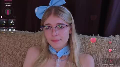 Snapshot of _luckybet_ chatting on 15, 12, 2025 Monica online show from 15, 12, 2025