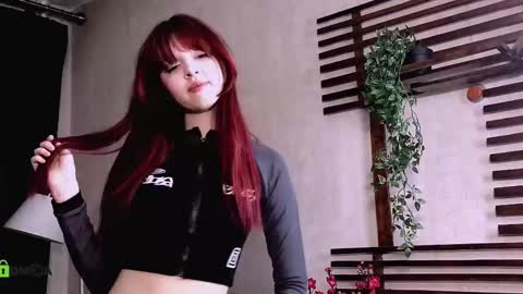 Snapshot of _lucystars chatting on 18, 11, 2025 _lucystars online show from 18, 11, 2025