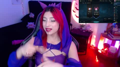 Snapshot of _lucyx__ chatting on 5, 2, 2025 Queen. Help me reach 100 thumbs up online show from 5, 2, 2025