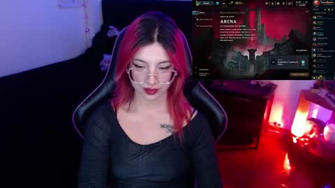 Snapshot of _lucyx__ chatting on 5, 3, 2025 Queen. Help me reach 100 thumbs up online show from 5, 3, 2025