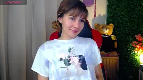 Snapshot of _luna10 chatting on 13, 4, 2026 _luna10 online show from 13, 4, 2026