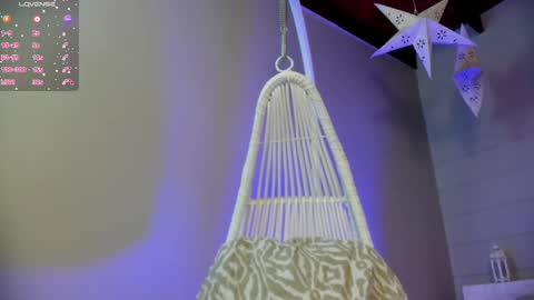  Luna  online show from 24, 2, 2025