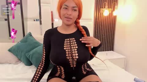 Snapshot of _luna_rossee_ chatting on 7, 2, 2026 _luna_rossee_ online show from 7, 2, 2026