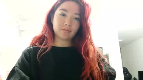 _lunaa__ online show from 28, 2, 2025