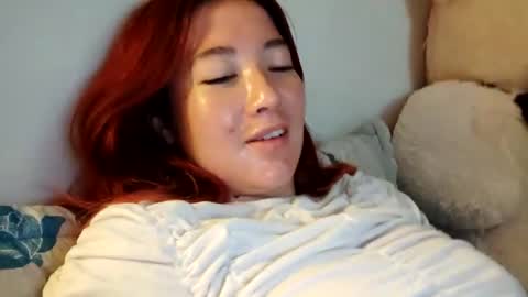 _lunaa__ online show from 28, 2, 2025