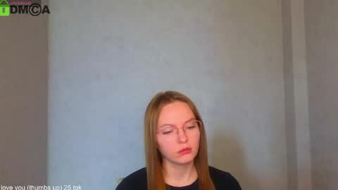 Welcome guys  Pleasure to see you all here  My name is Lysafeta and MichaelaTip menu is active Private is open  online show from 29, 4, 2026