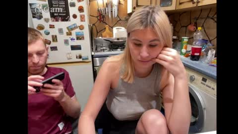 Snapshot of _magic_kis chatting on 7, 5, 2026 _magic_kis online show from 7, 5, 2026
