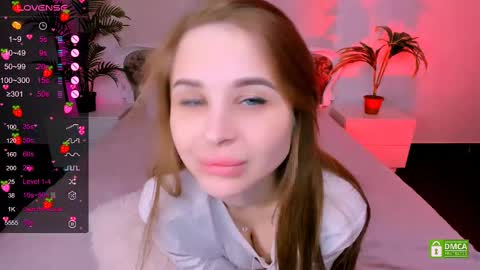 Eva  online show from 4, 3, 2025